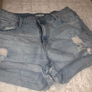 DENIZEN by Levi’s jean shorts